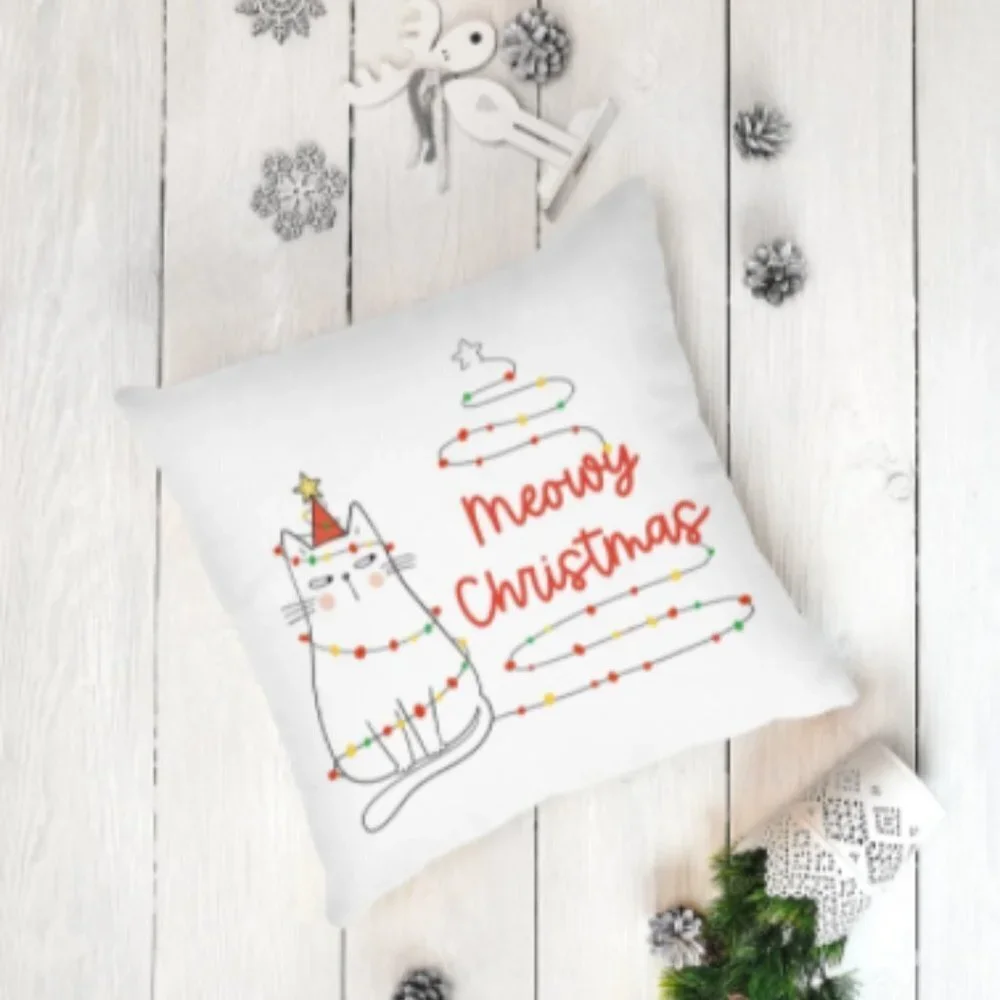 🎄New🎄 Meowy Christmas Cushion Cover